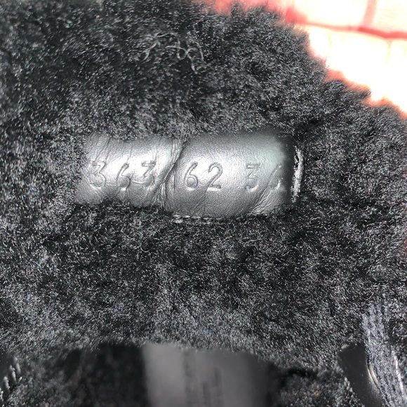 BALENCIAGA size 36 black ponyhide/shearling SNEAKS - Picture 6 of 16
